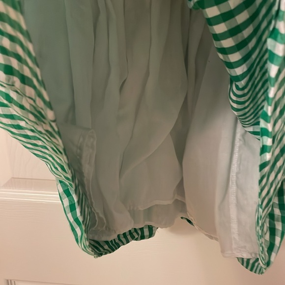 SMOCKINGBIRD - 2t green & white checked with apples - trimmed with red. - Picture 3 of 9